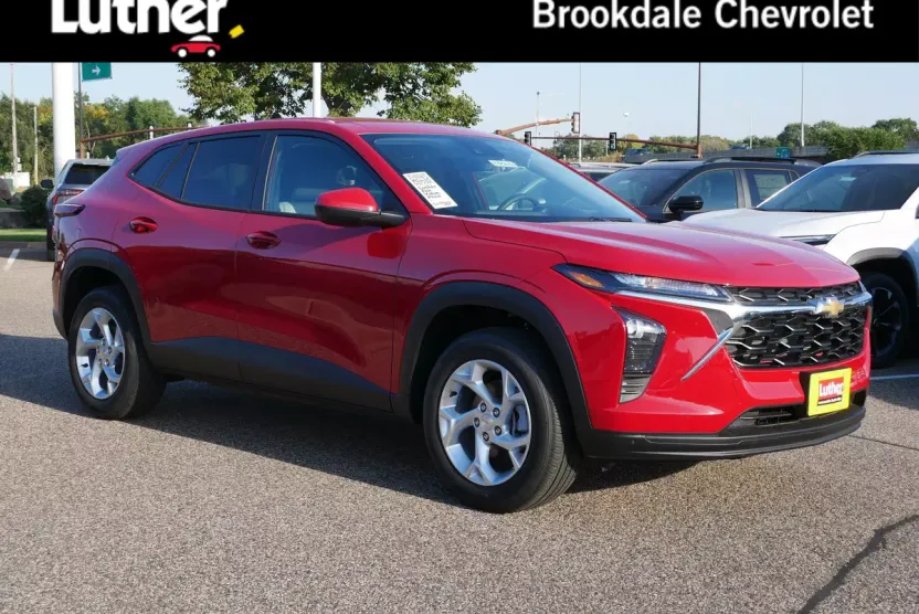 2026 Chevrolet Trax LS photo 1
