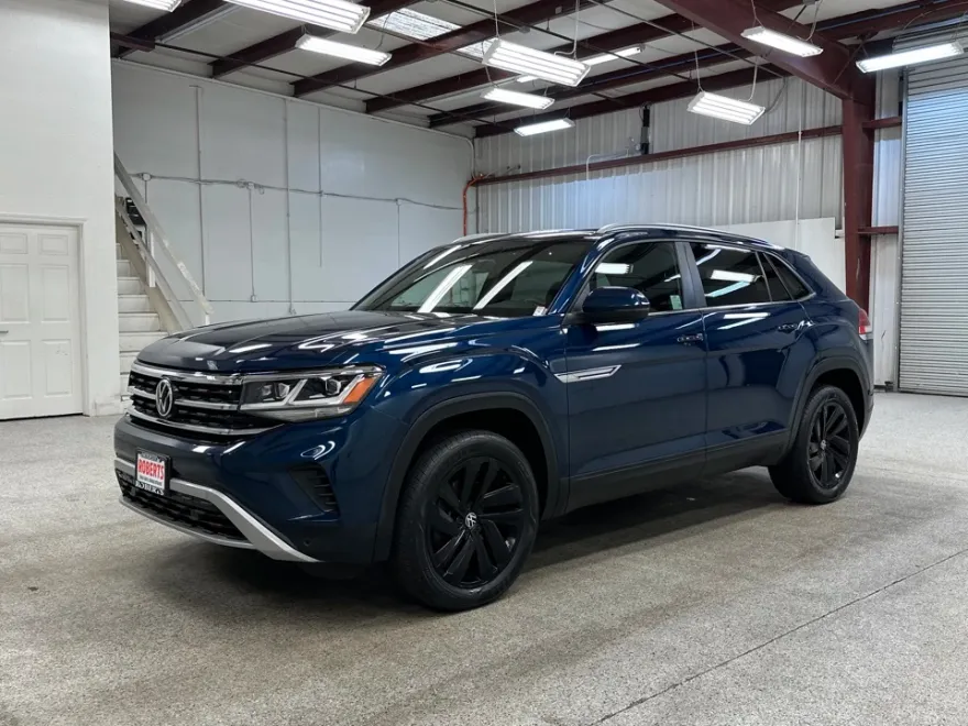 2022 Volkswagen Atlas Cross Sport V6 SE photo 1