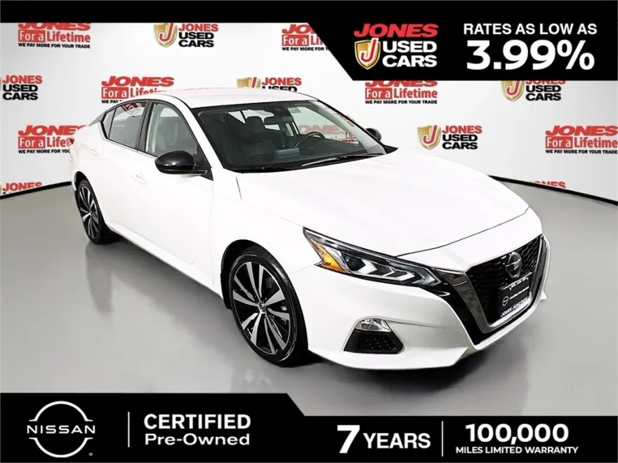 2022 Nissan Altima 2.5 SR photo 1