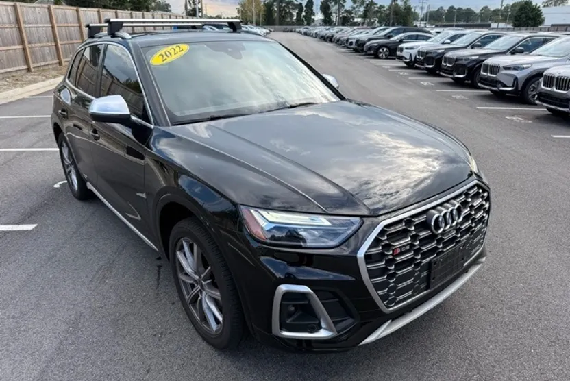 2022 Audi SQ5 Premium Plus photo 1