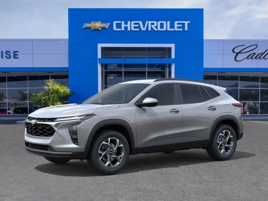2025 Chevrolet Trax LT photo 1