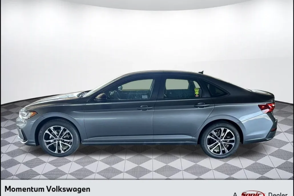 2025 Volkswagen Jetta Sport photo 1