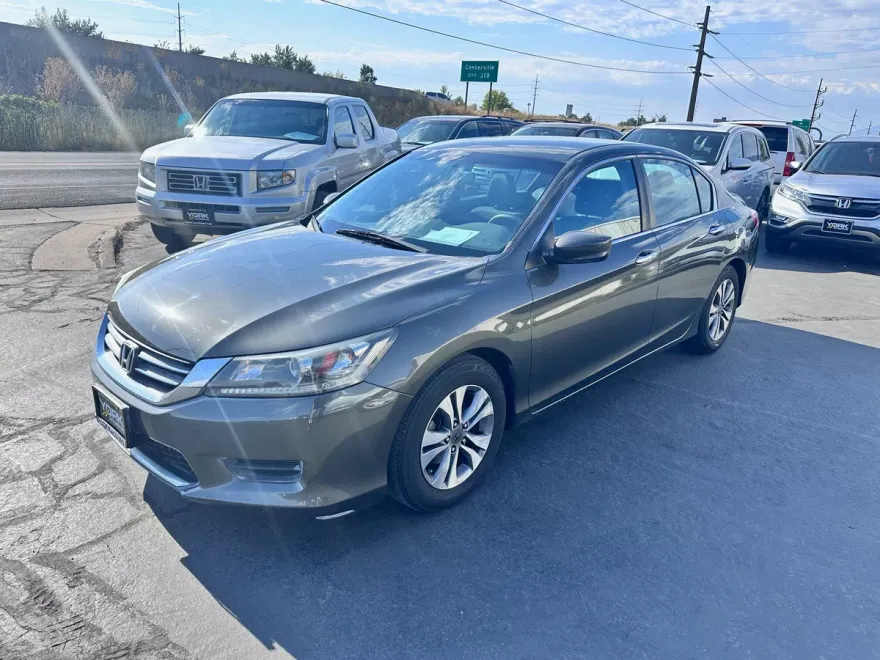 2014 Honda Accord LX photo 1