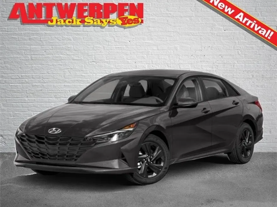 2023 Hyundai Elantra SEL photo 1