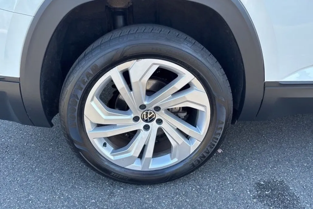 2021 Volkswagen Atlas V6 SE Technology photo 1