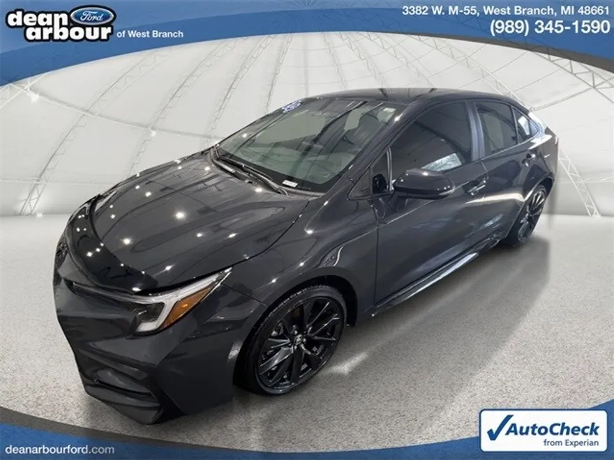 2024 Toyota Corolla SE photo 1