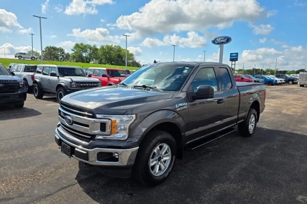 2020 Ford F-150 XLT photo 1