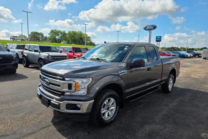 2020 Ford F-150 XLT photo 1