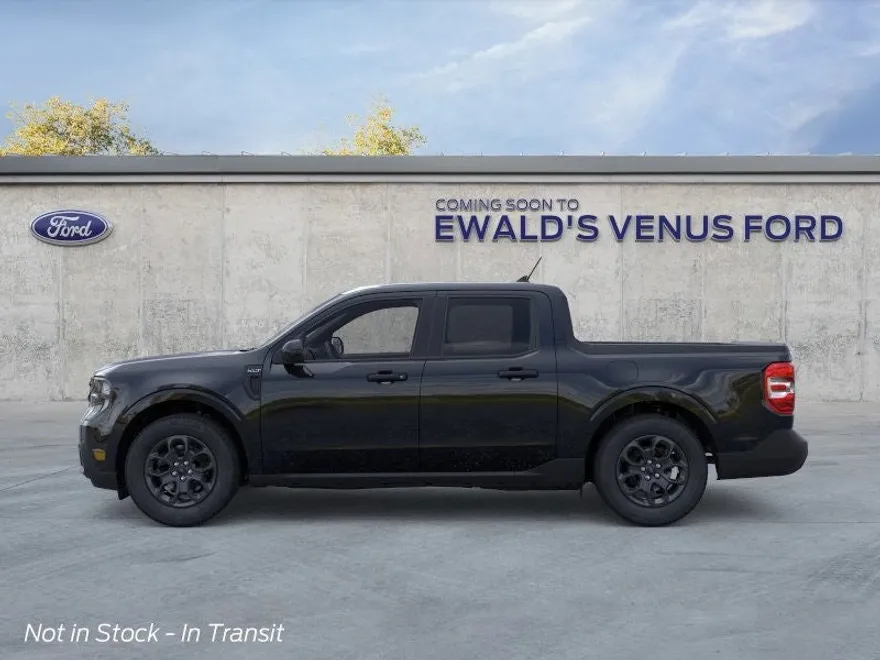 2025 Ford Maverick XLT photo 1