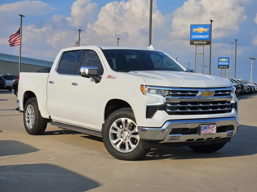 2026 Chevrolet Silverado 1500 LTZ photo 1