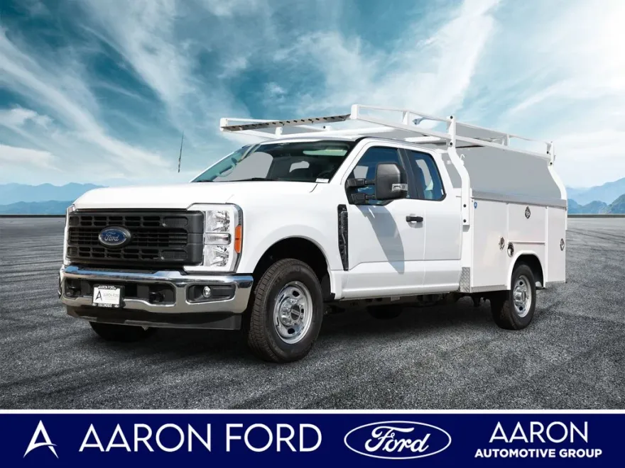 2023 Ford F-250 photo 1