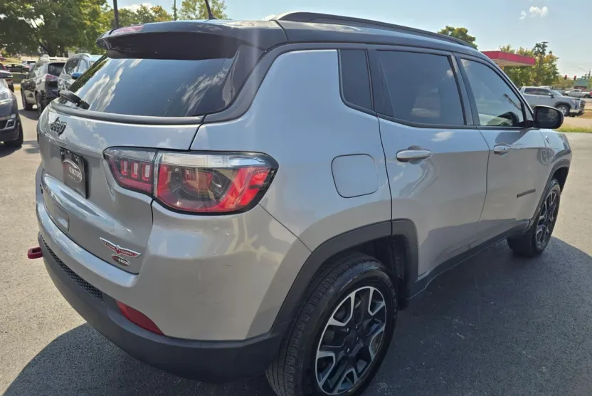 2019 Jeep Compass Trailhawk Sport photo 1