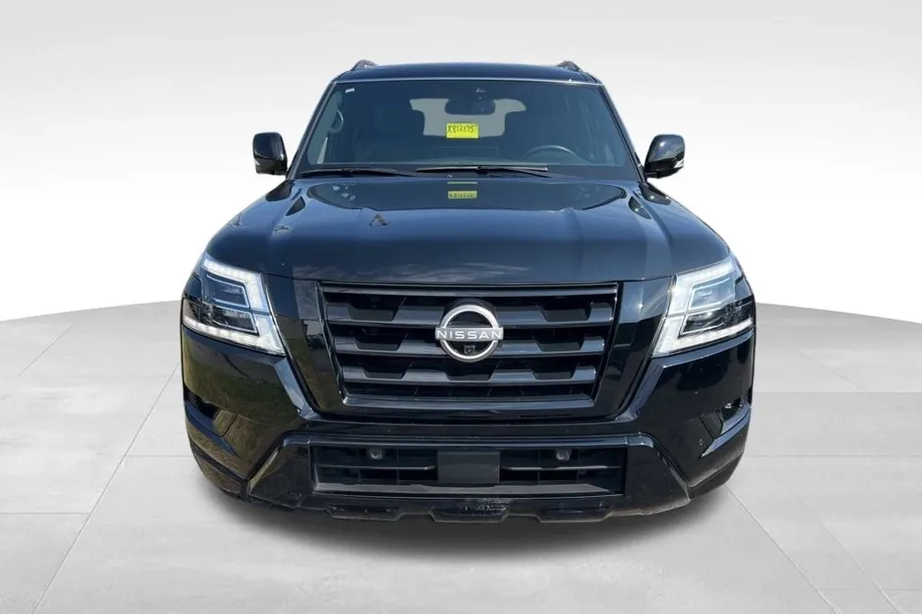 2022 Nissan Armada SL photo 1
