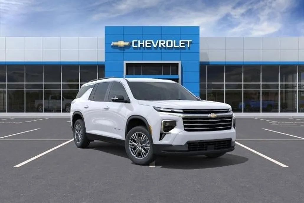 2025 Chevrolet Traverse photo 1