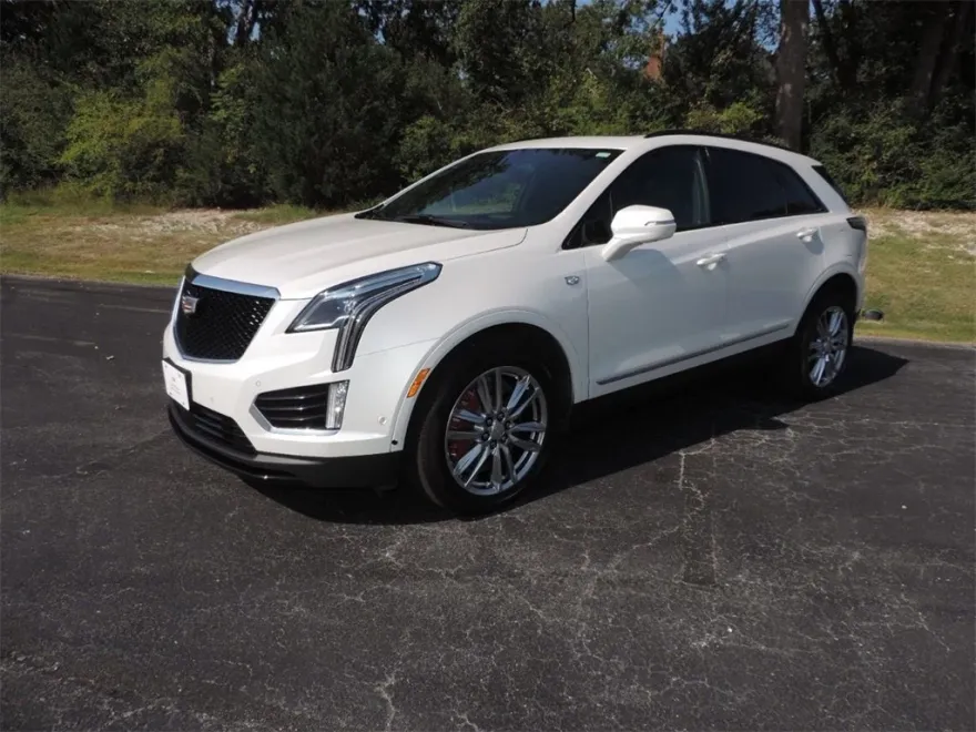 2023 Cadillac XT5 Sport photo 1