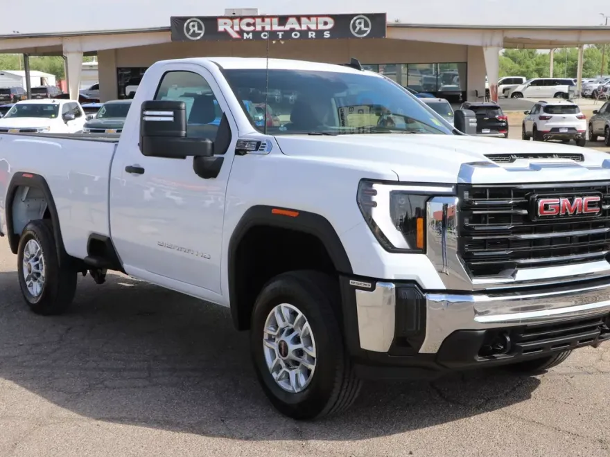 2025 Gmc Sierra 2500 HD Pro photo 1