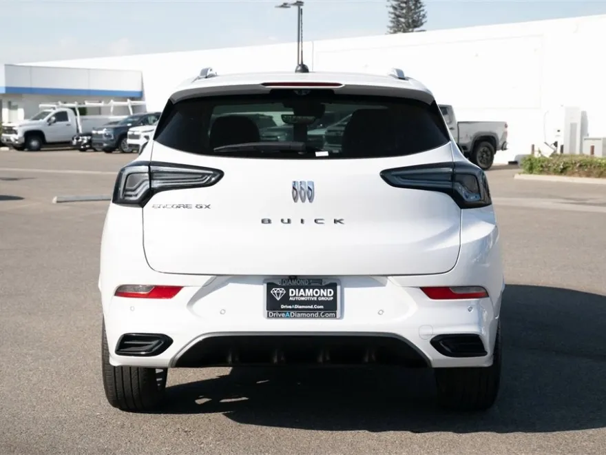 2025 Buick Encore GX Avenir photo 1