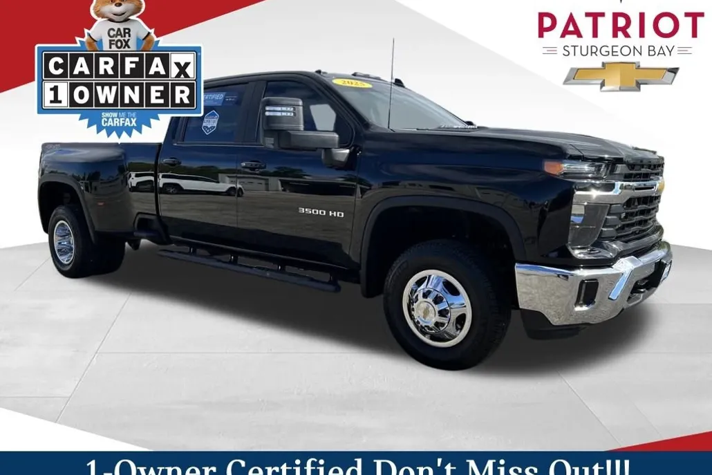 2025 Chevrolet Silverado 3500HD LT photo 1