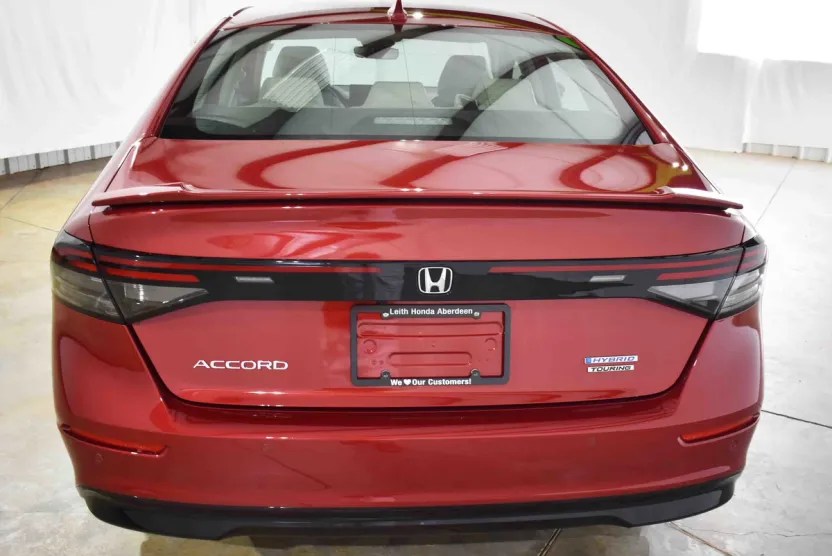 2023 Honda Accord Hybrid Touring photo 1