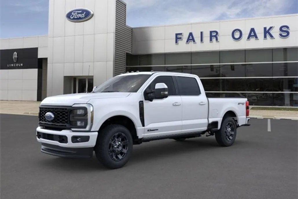 2024 Ford F-350 Lariat photo 1