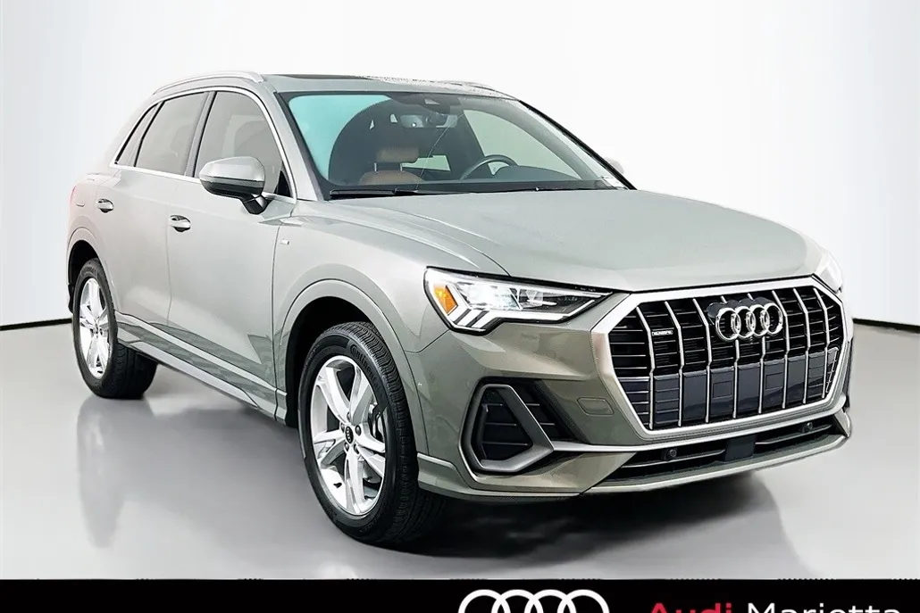 2024 Audi Q3 Premium Plus S line photo 1