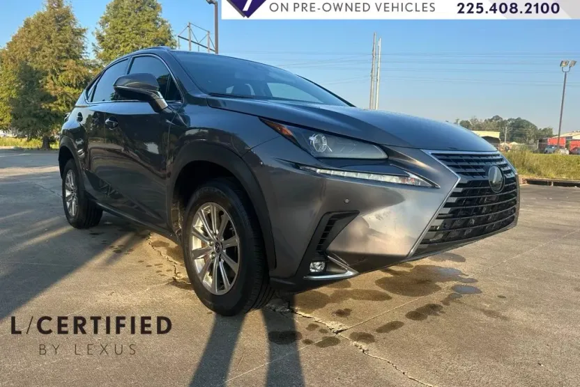 2021 Lexus NX 300 photo 1
