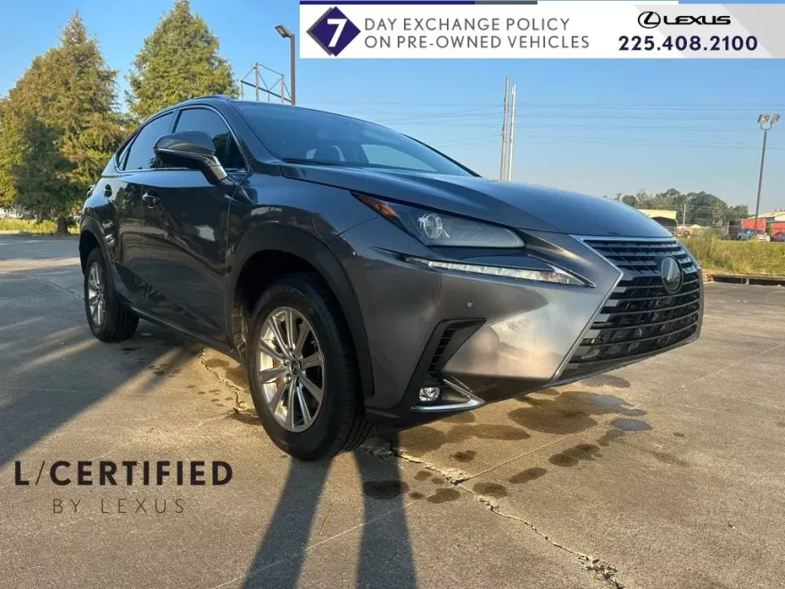 2021 Lexus NX 300 photo 1