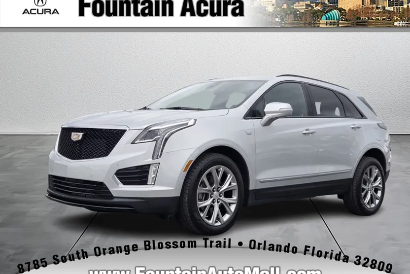 2020 Cadillac XT5 Sport photo 1