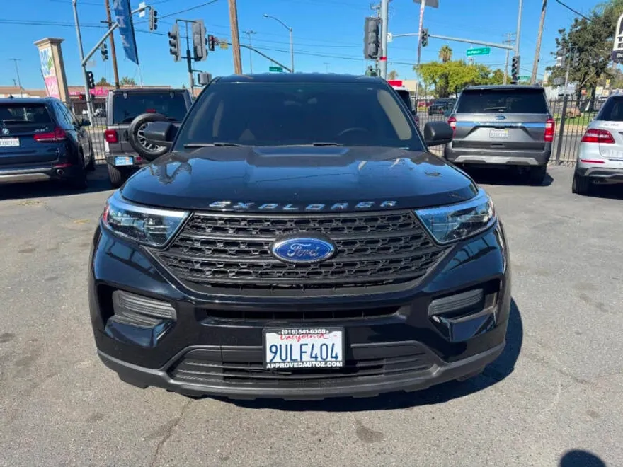 2021 Ford Explorer Base photo 1