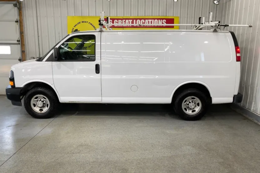 2019 Chevrolet Express 2500 Cargo photo 1