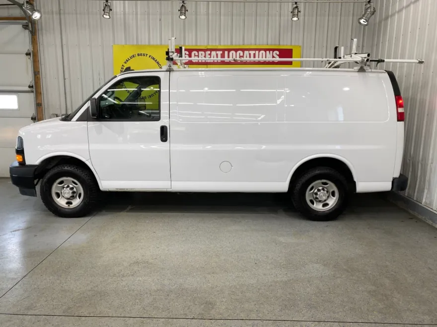 2019 Chevrolet Express 2500 Cargo photo 1