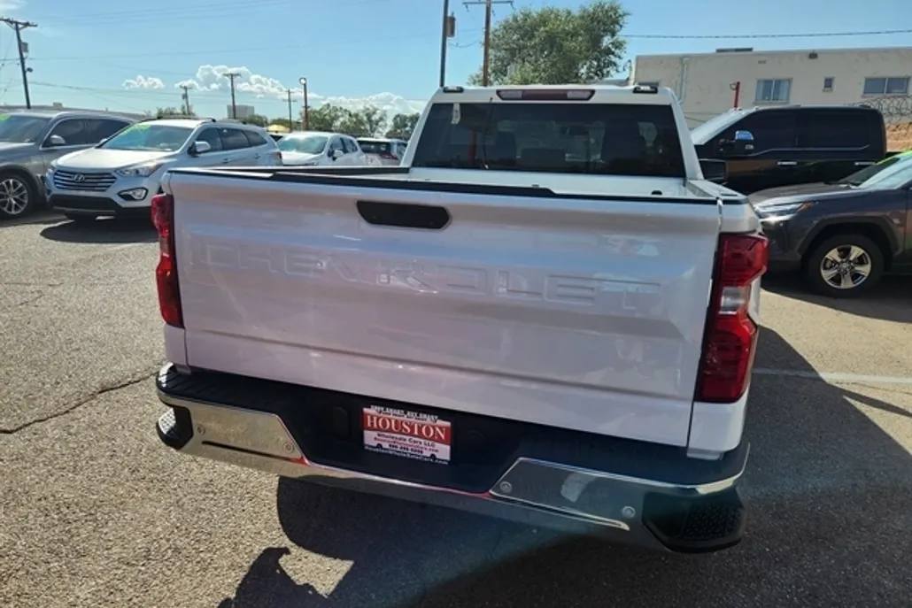 2020 Chevrolet Silverado 1500 LT photo 1