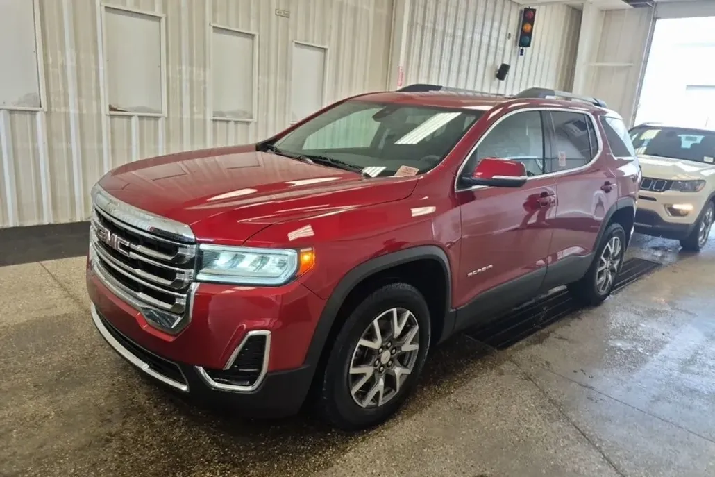 2023 Gmc Acadia SLE photo 1