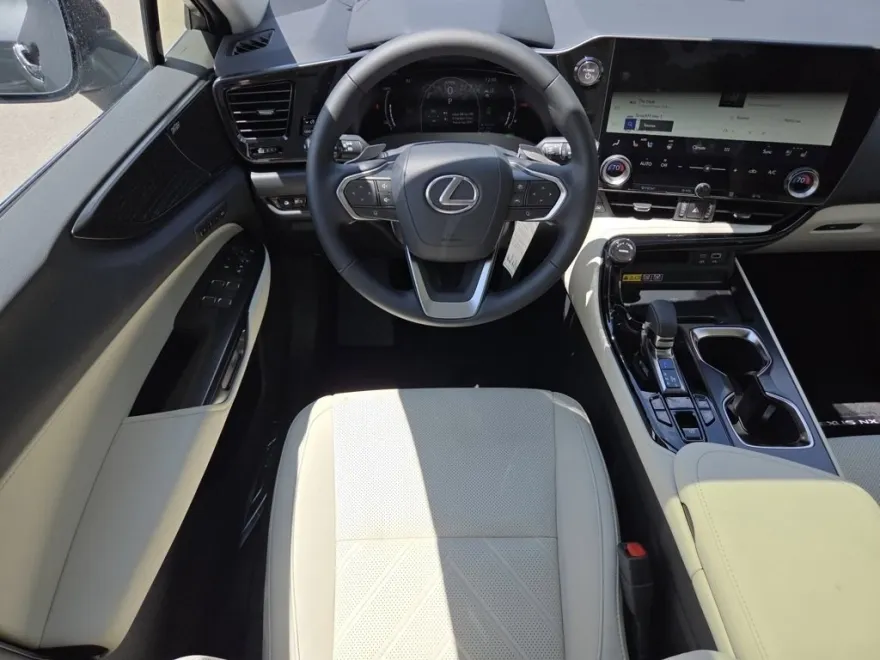 2025 Lexus NX 450h+ Luxury AWD photo 1
