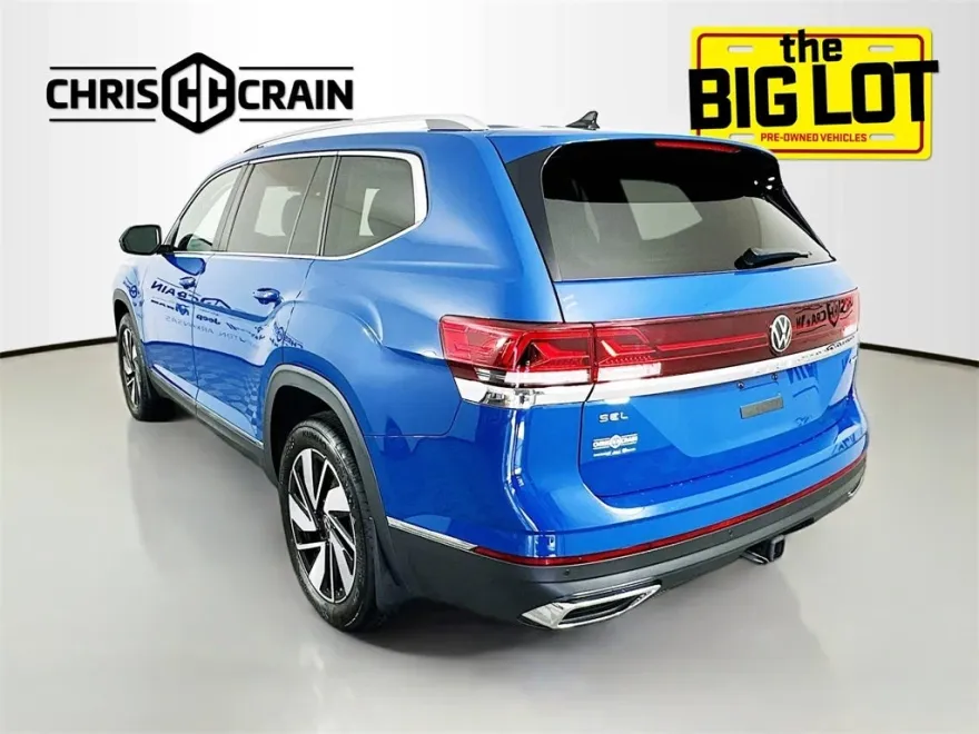 2025 Volkswagen Atlas SEL photo 1
