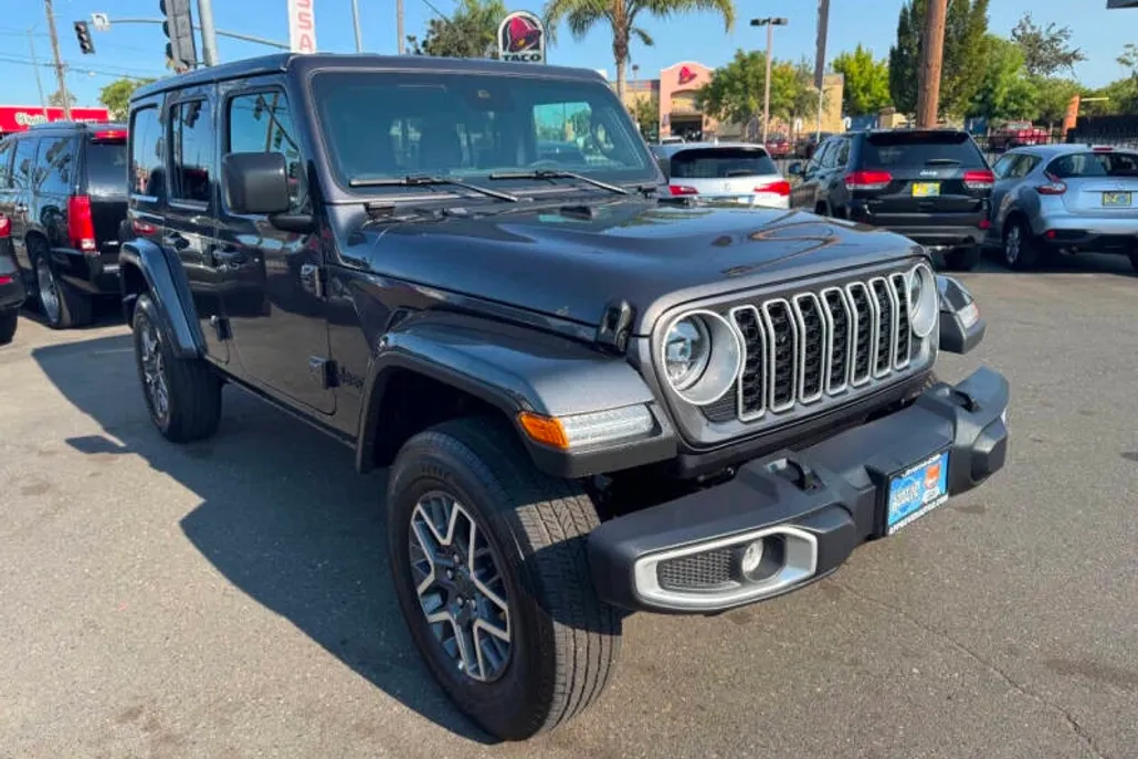 2025 Jeep Wrangler Sahara photo 1