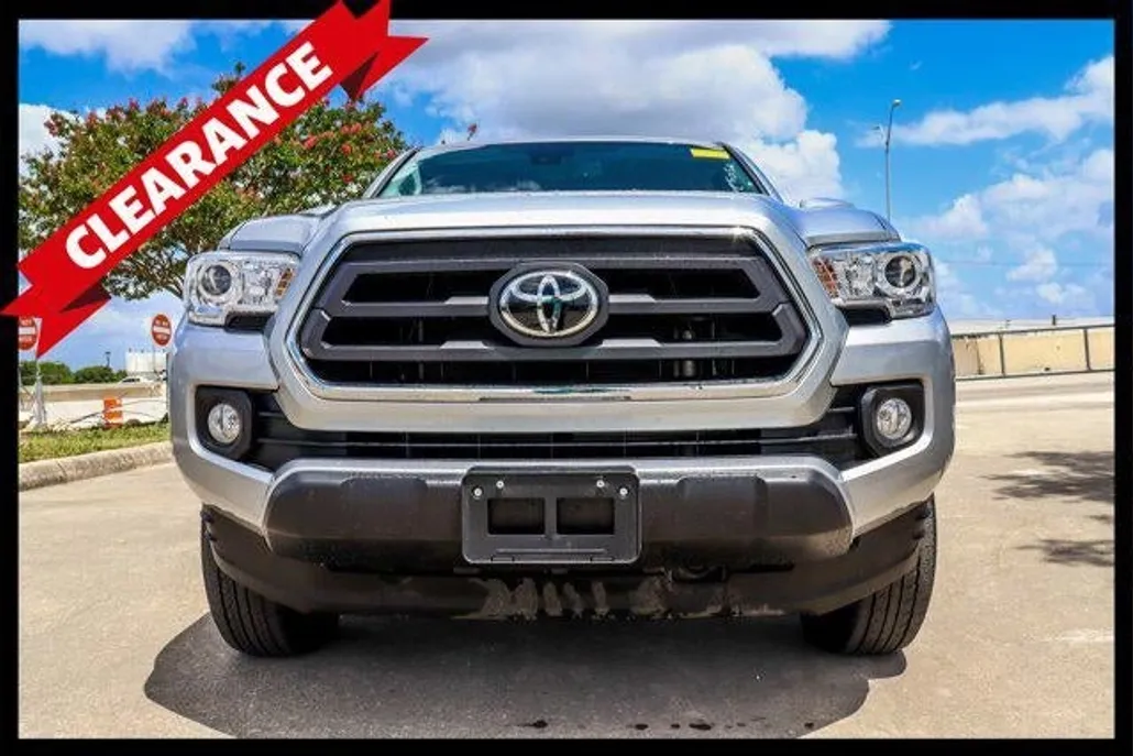 2022 Toyota Tacoma SR5 photo 1