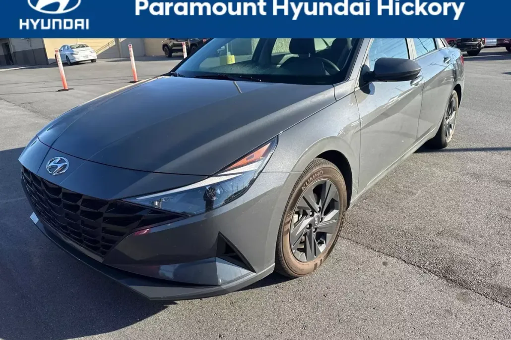 2023 Hyundai Elantra Blue photo 1