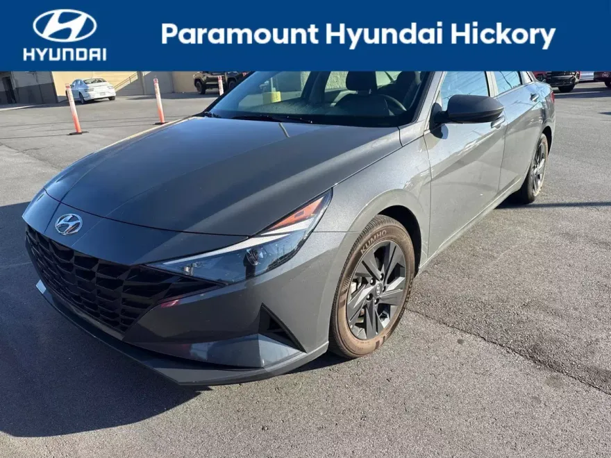 2023 Hyundai Elantra Blue photo 1