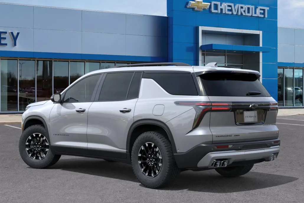 2026 Chevrolet Traverse Z71 photo 1