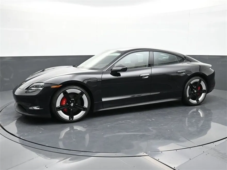 2025 Porsche Taycan 4S photo 1