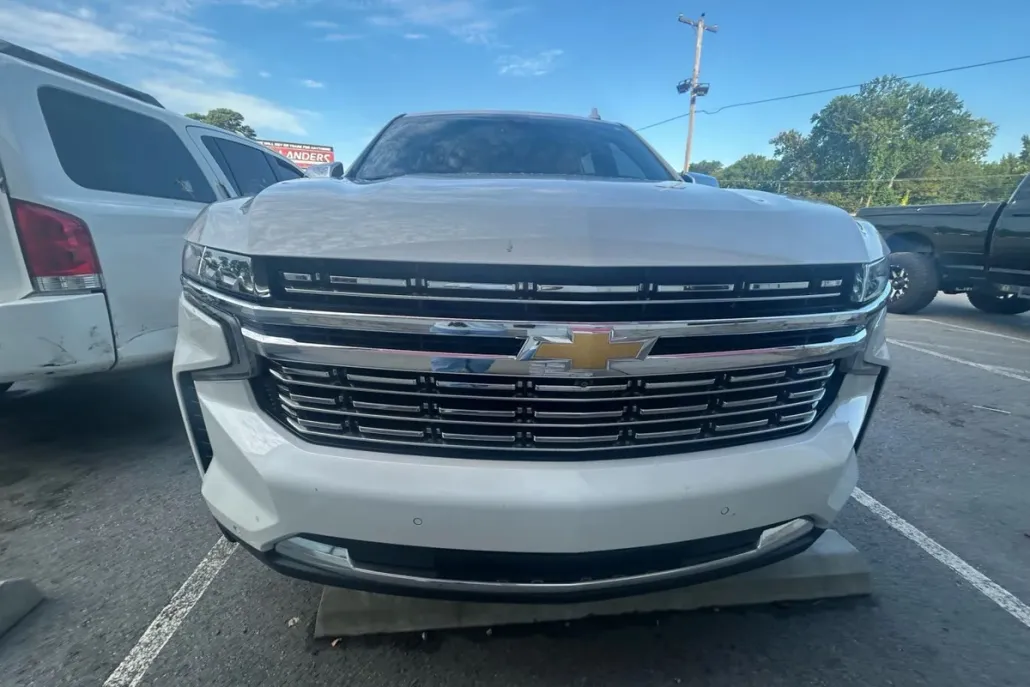2021 Chevrolet Suburban Premier photo 1