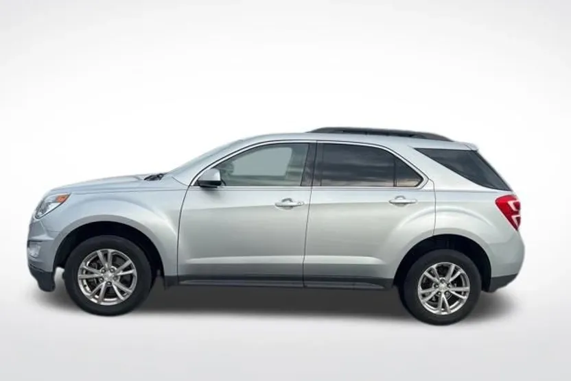 2016 Chevrolet Equinox LT photo 1