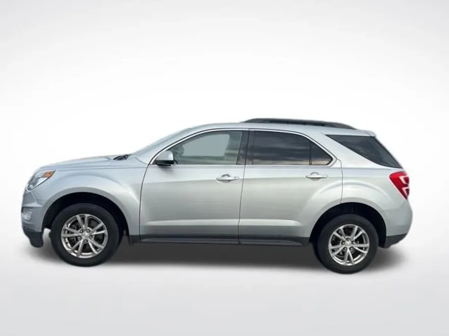 2016 Chevrolet Equinox LT photo 1