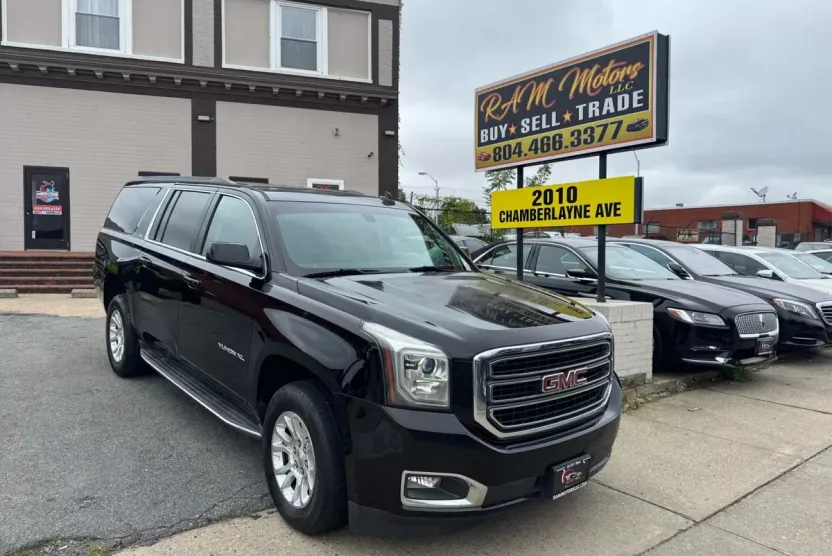 2016 Gmc Yukon XL SLE photo 1