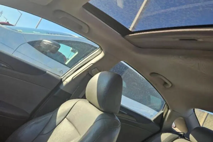 2013 Hyundai Sonata SE photo 1