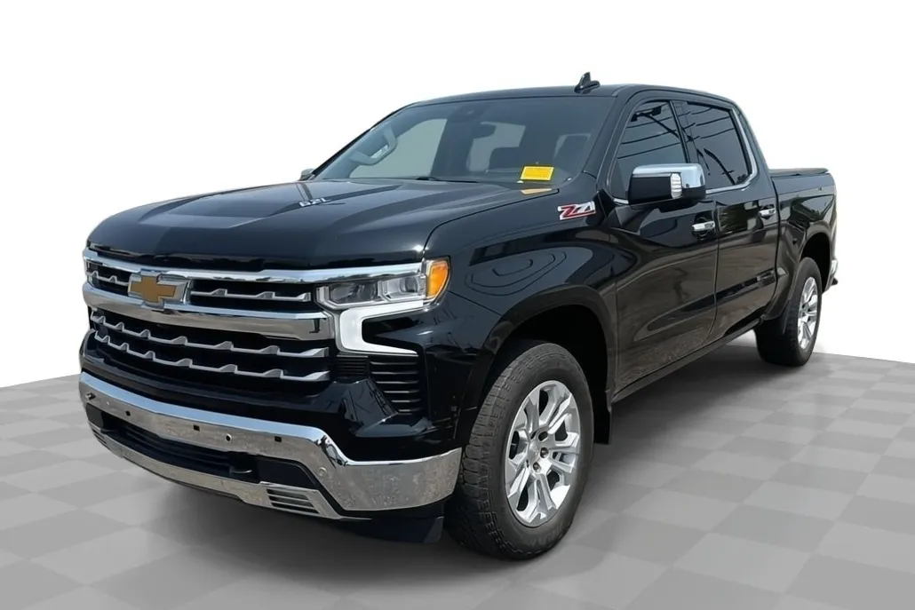 2022 Chevrolet Silverado 1500 LTZ photo 1
