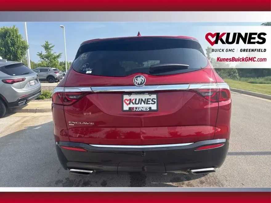 2024 Buick Enclave Premium photo 1