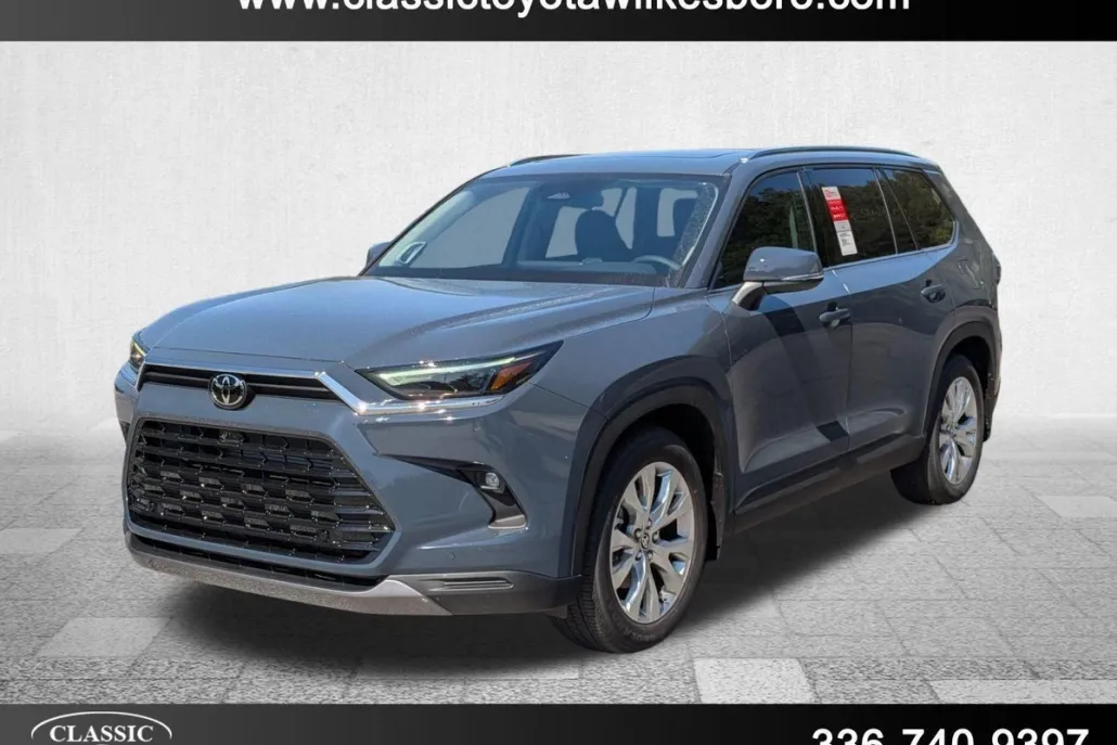 2025 Toyota Grand Highlander Limited photo 1