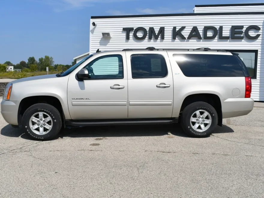 2013 Gmc Yukon XL SLT 1500 photo 1